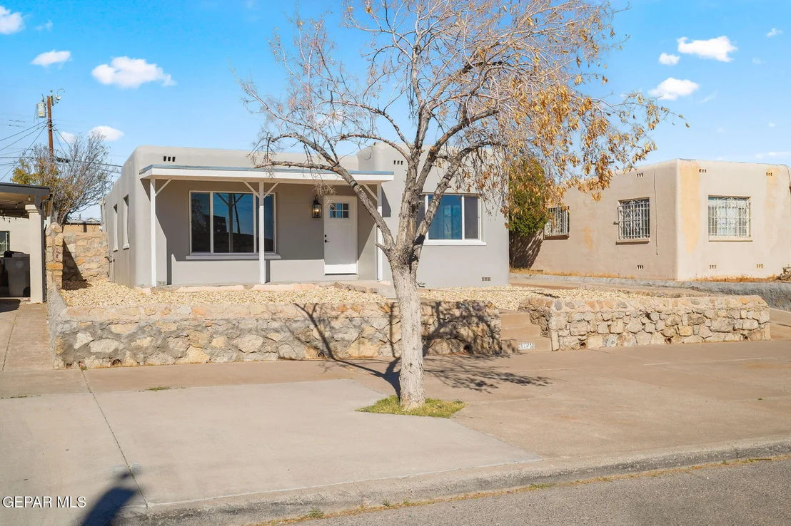 Photo of 3125 Mobile Avenue