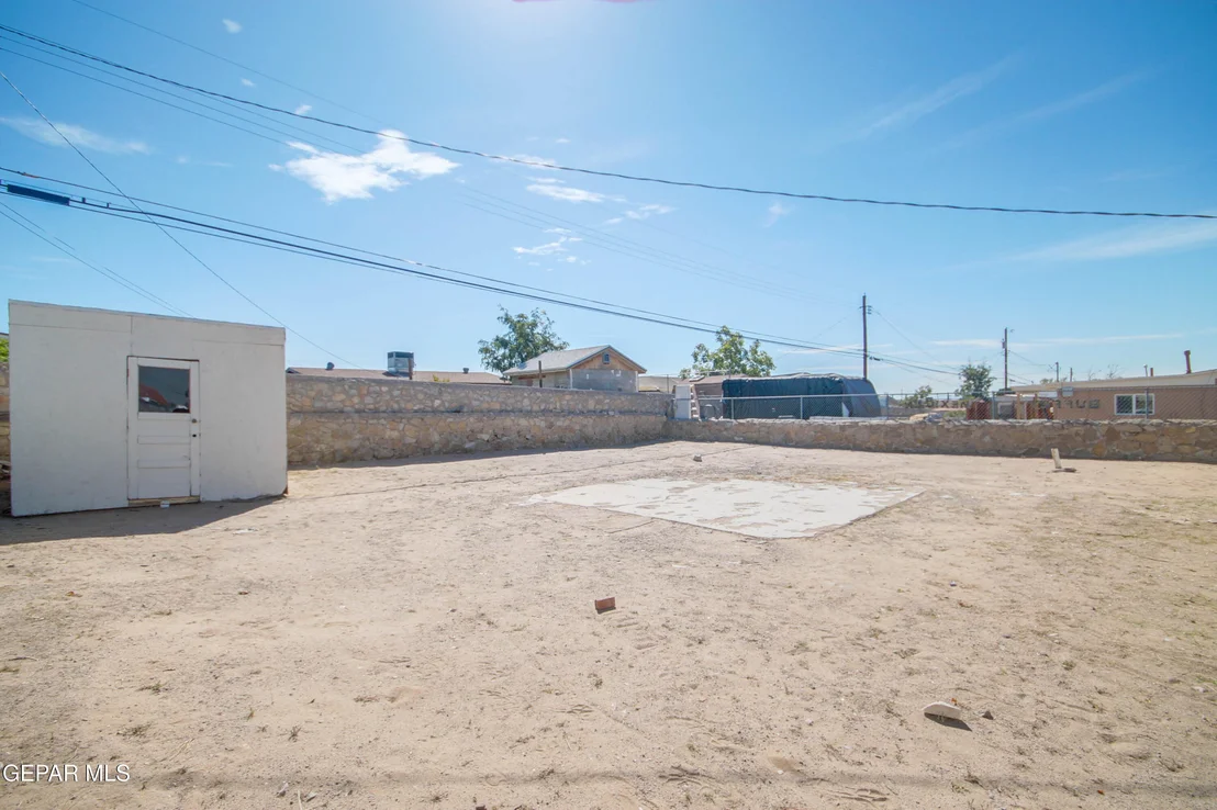 Photo of 812 SANTA BARBARA Drive