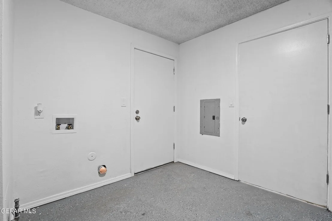 Photo of 205 CARIBE Circle