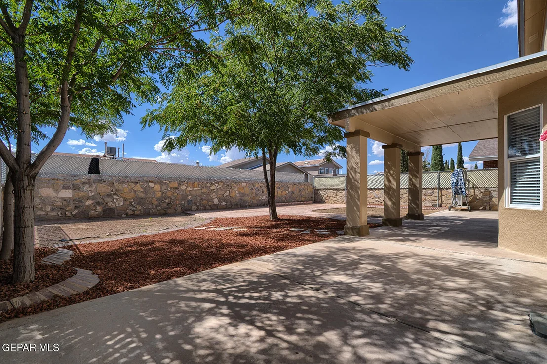 Photo of 3321 CHICKASAW Drive