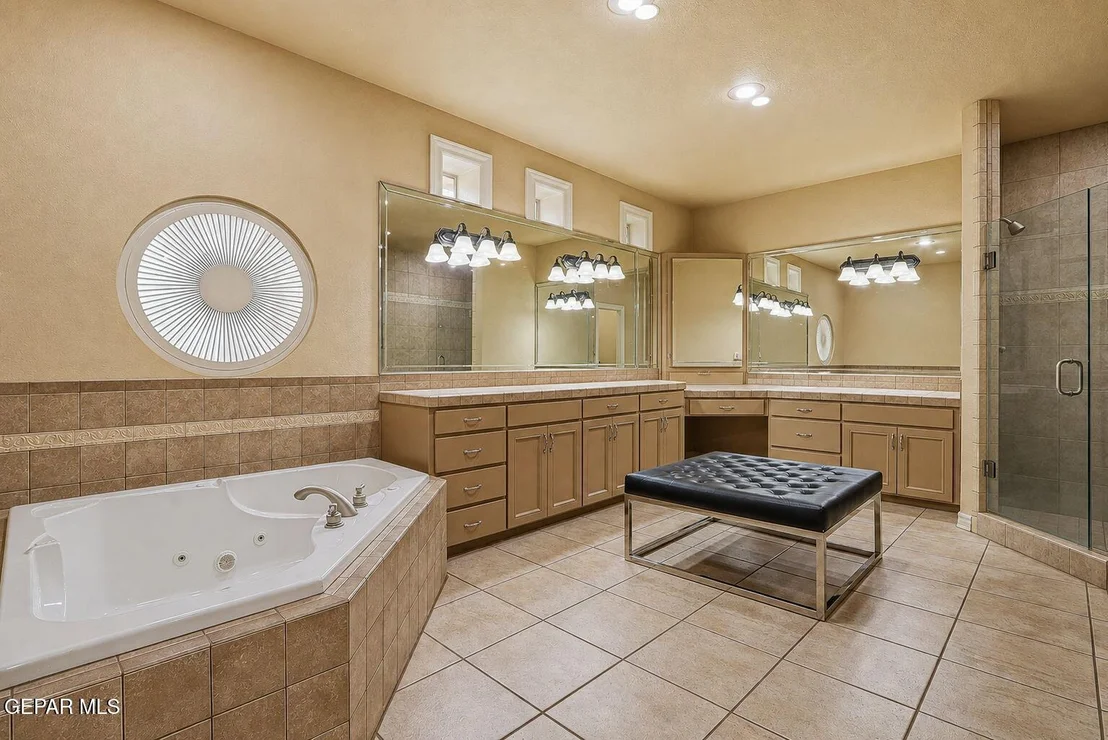 Photo of 609 MEADOW WILLOW Drive