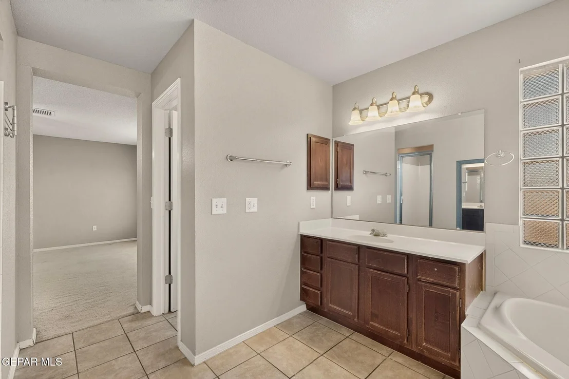 Photo of 6633 Cabana Del Sol Drive
