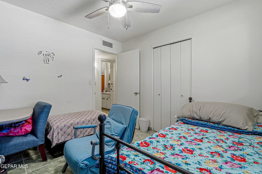 Photo of 10537 SAIGON Drive