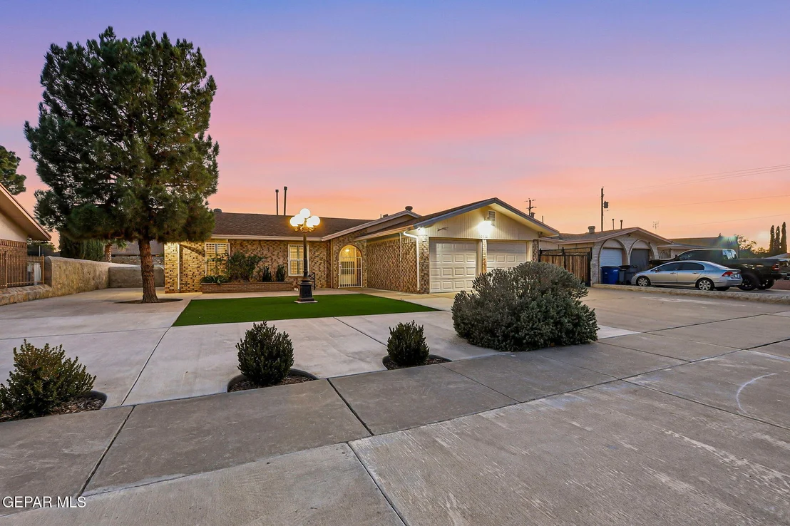 Photo of 10920 TOM WEISKOPF Drive