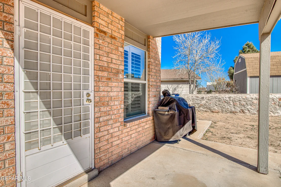 Photo of 6200 KENNETH CAPSHAW Place