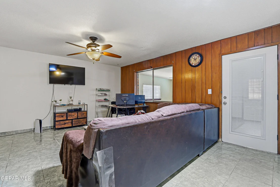 Photo of 10537 SAIGON Drive