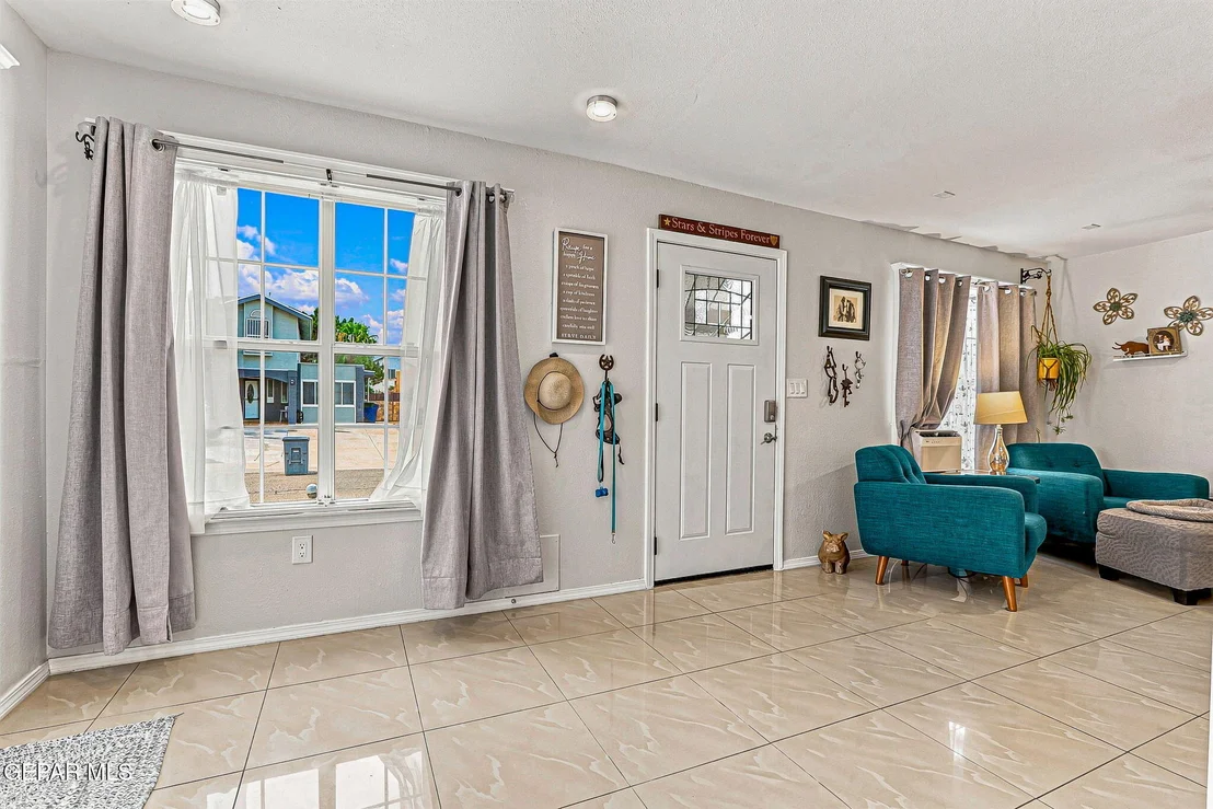 Photo of 905 MADTONE Drive