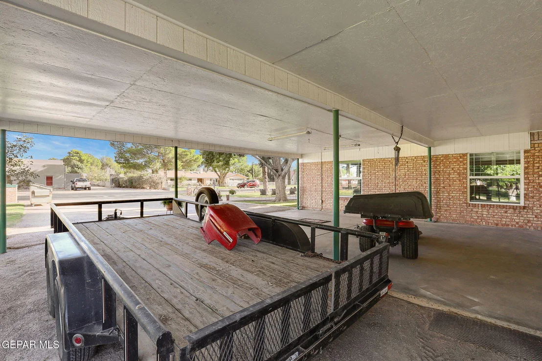 Photo of 136 LAURA GALE Drive