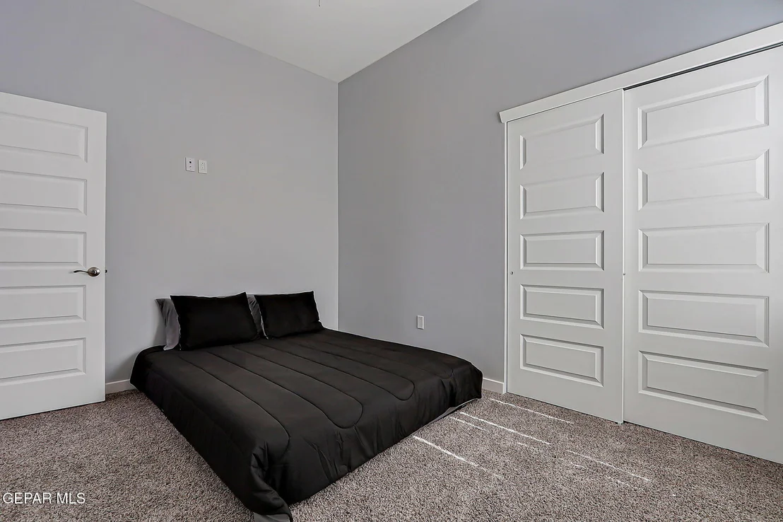 Photo of 13860 Summer View Avenue