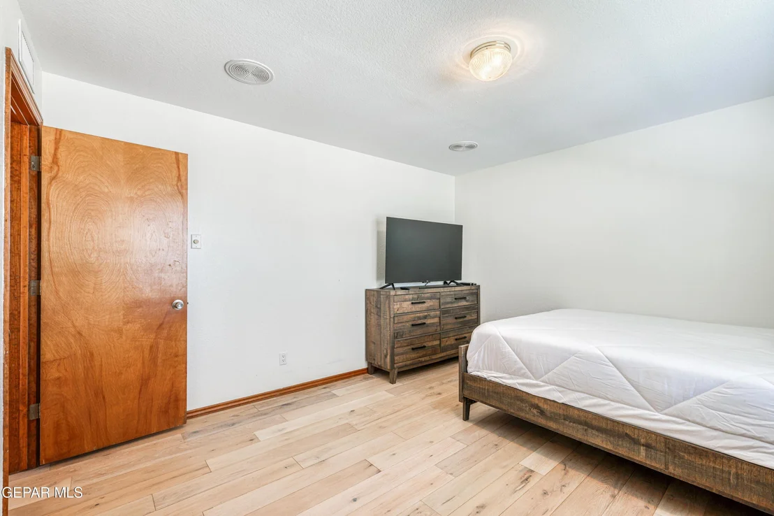 Photo of 6617 Isla del Rey Drive