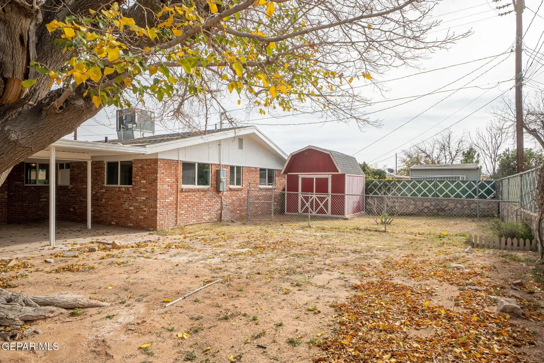 Photo of 3203 Shetland Road