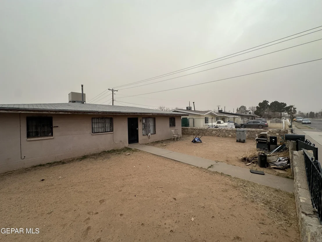 Photo of 5324 SAXON Drive