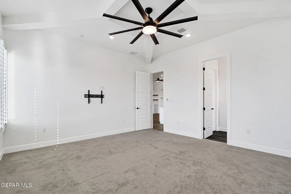 Photo of 7437 CAVESON Road