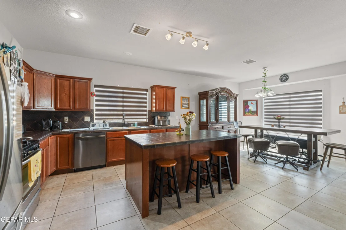 Photo of 6829 STEFFERS Lane