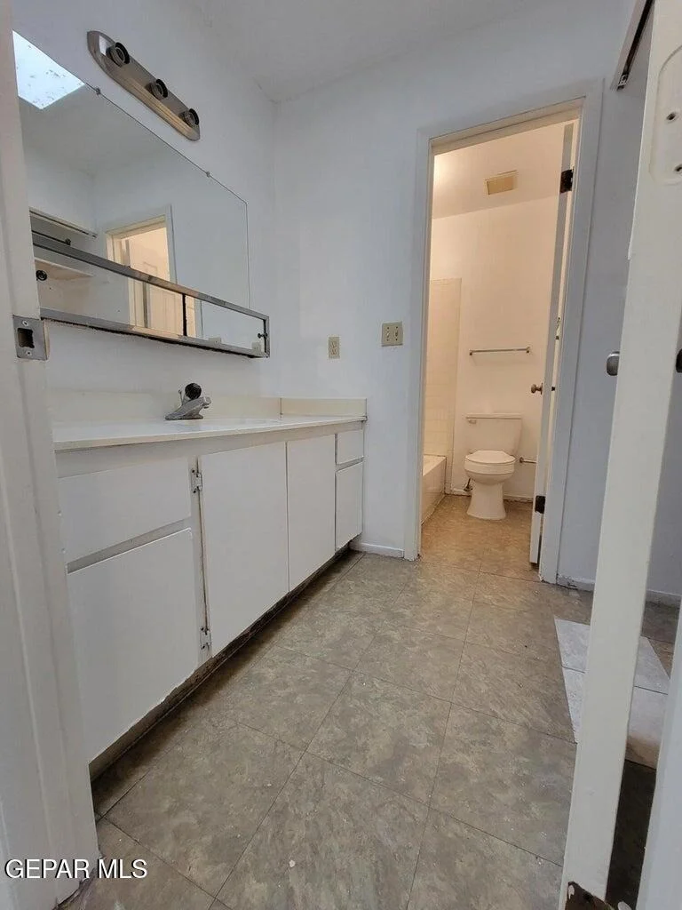 Photo of Unit AB at 2901 Beachcomber Drive