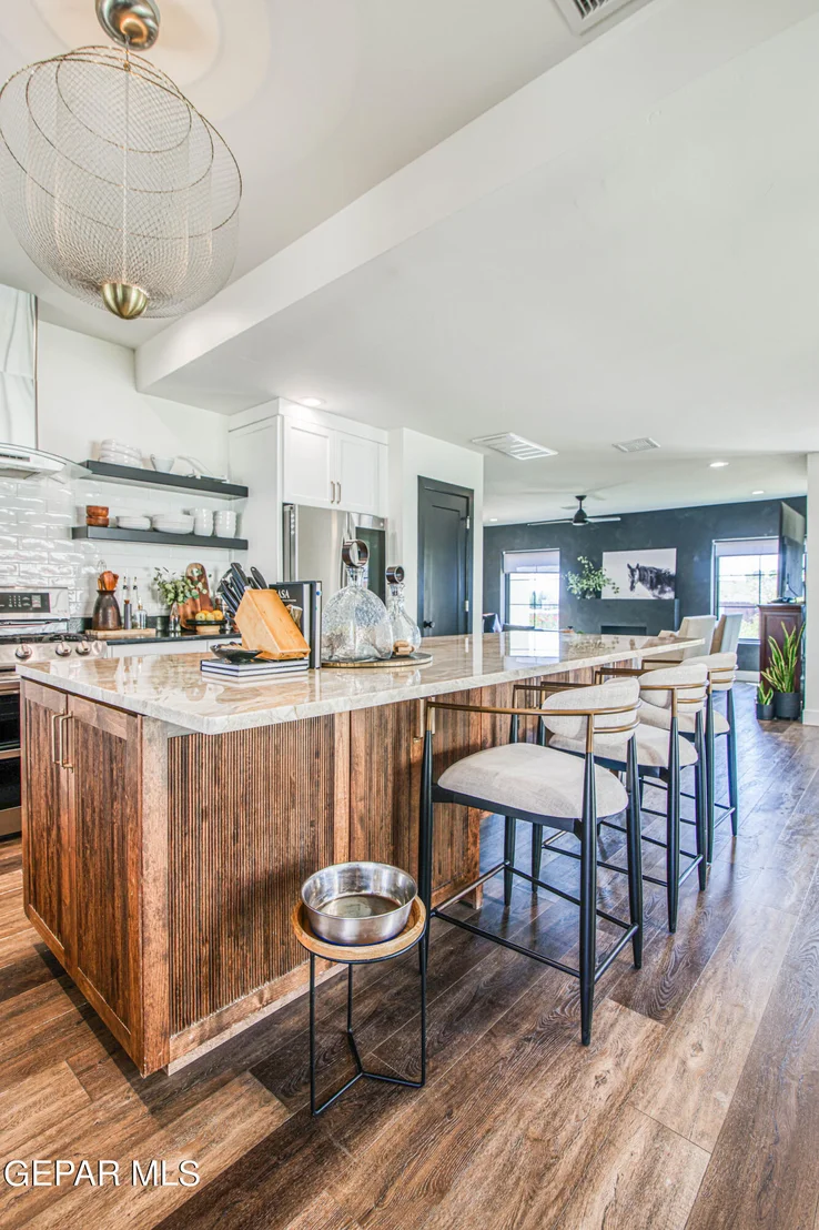 Photo of 1206 STOCKWELL Lane