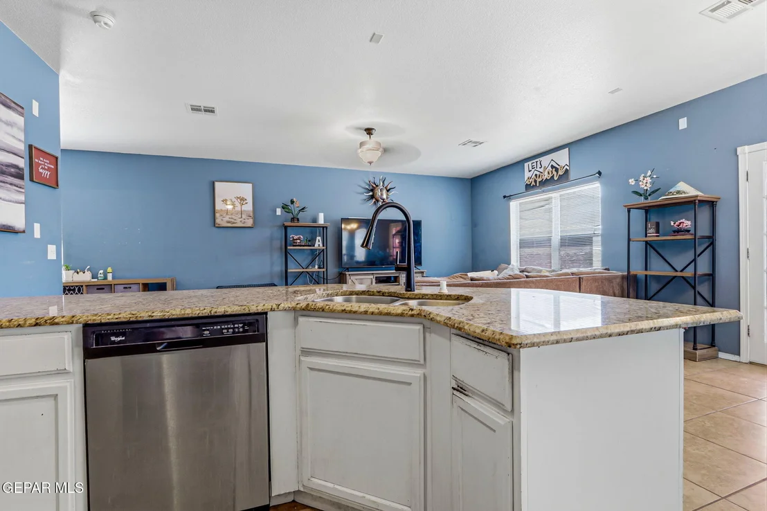 Photo of 14202 SILVER POINT Avenue