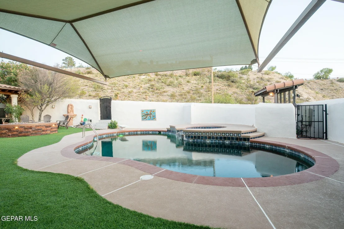 Photo of 5804 Sundale Road