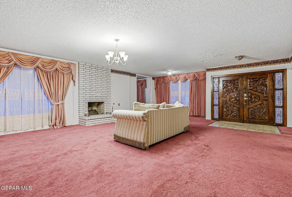 Photo of 2704 TAYLOR Avenue