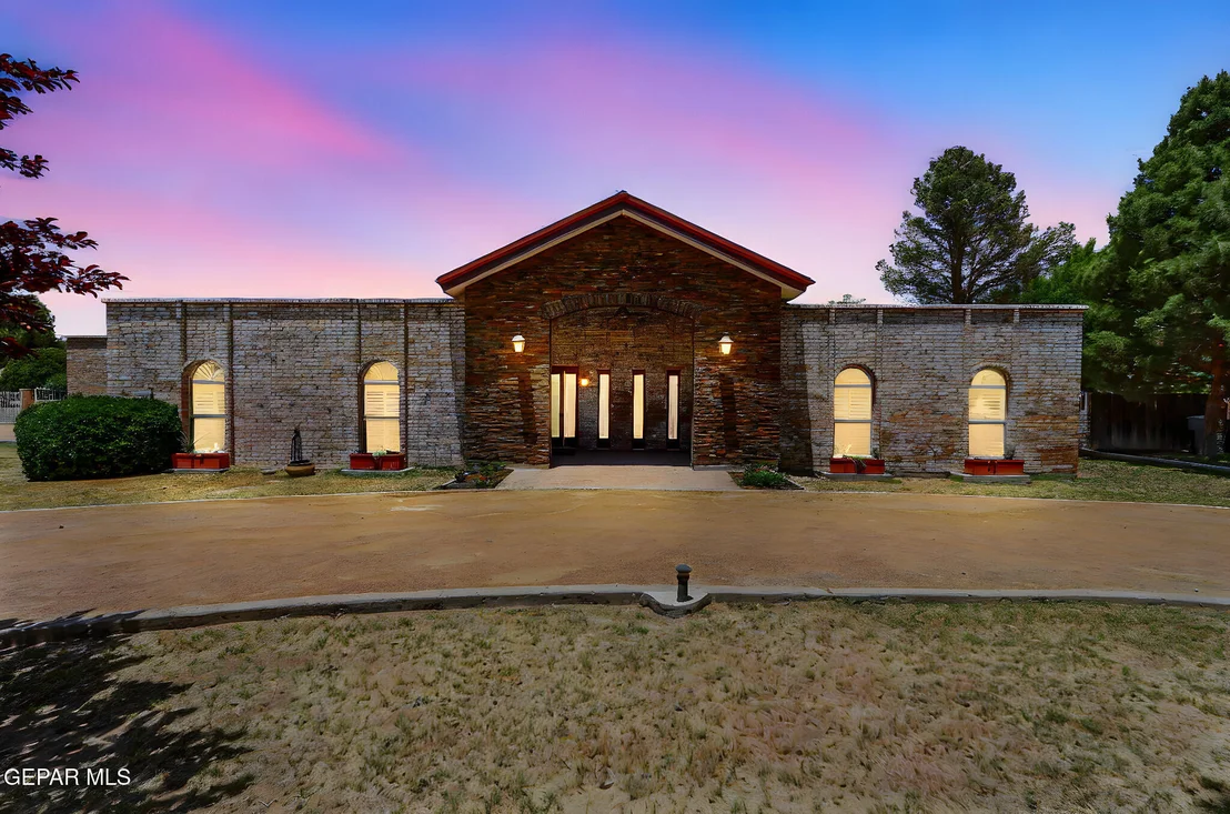 Photo of 5436 LA ESTANCIA Circle