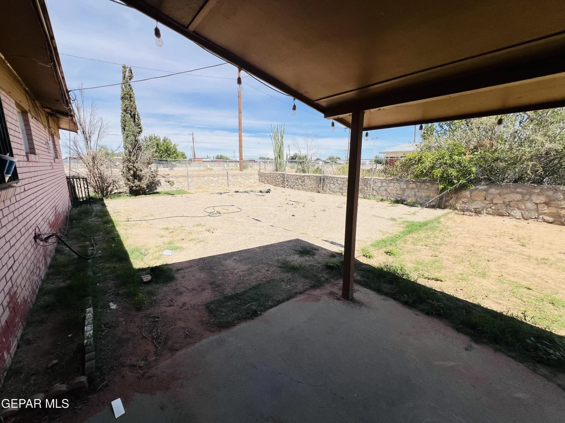 Photo of 10364 WINDSOR Drive