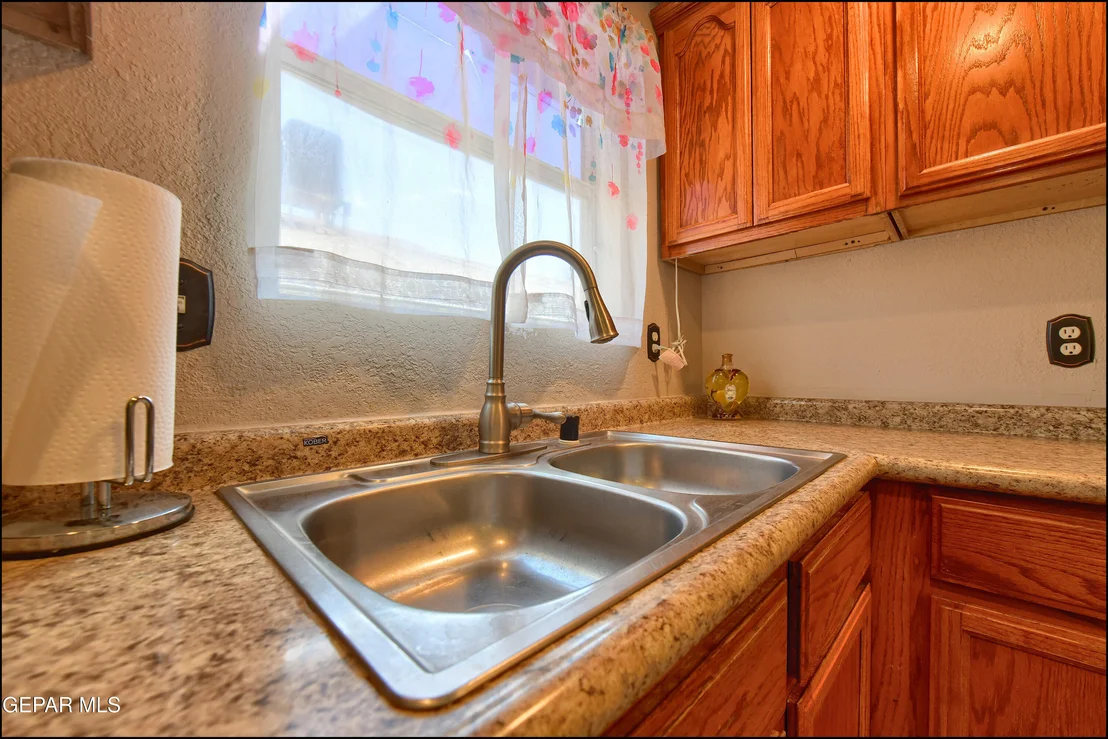 Photo of 11813 DEER GRASS Circle