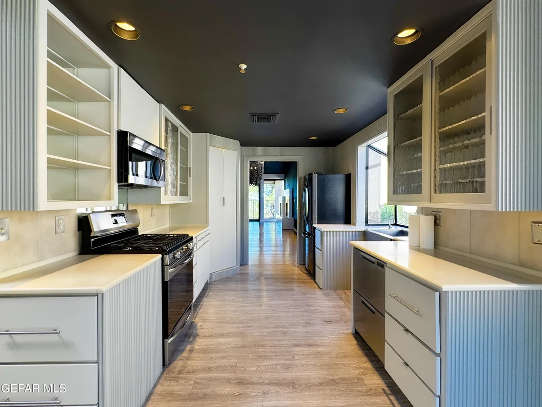 Photo of 1114 Los Jardines Circle