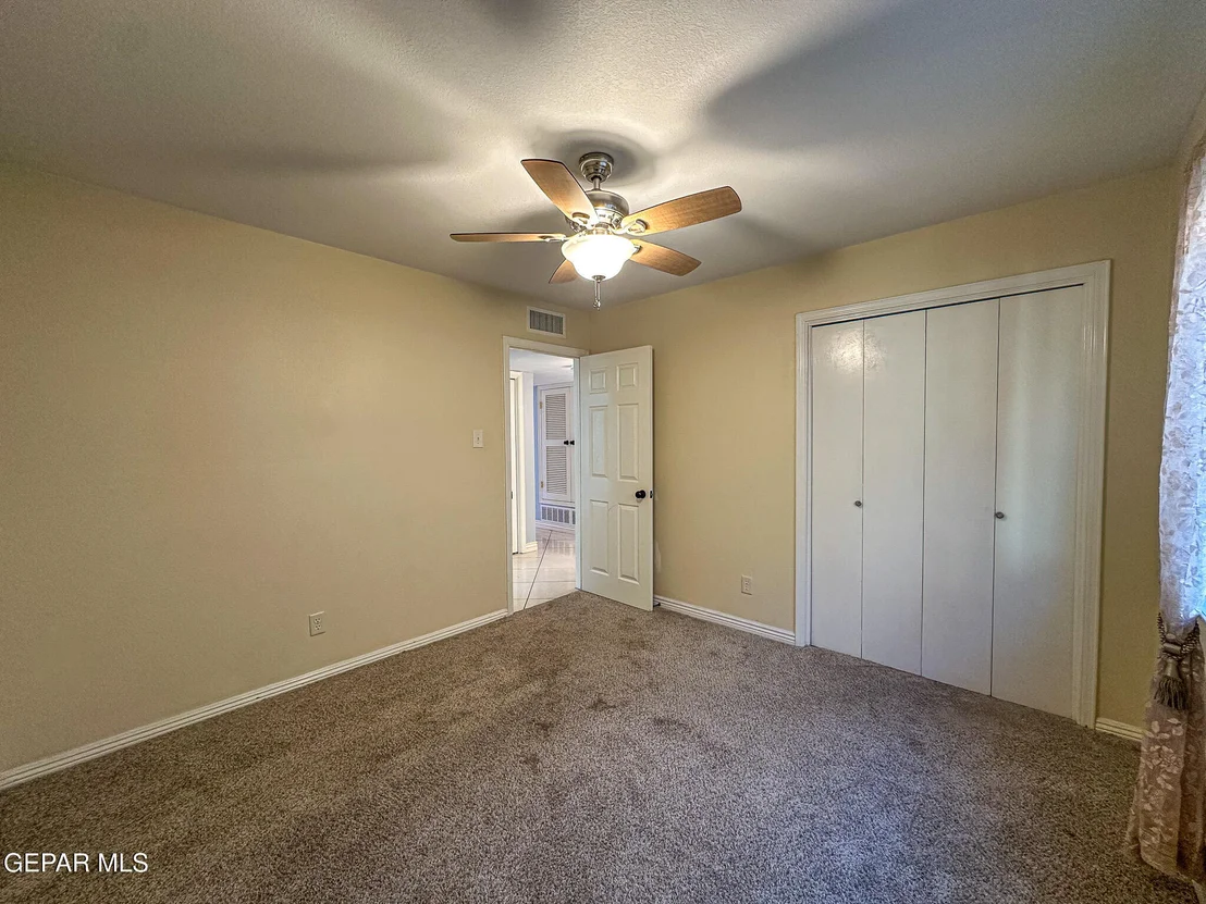 Photo of 6916 POLVADERA Drive