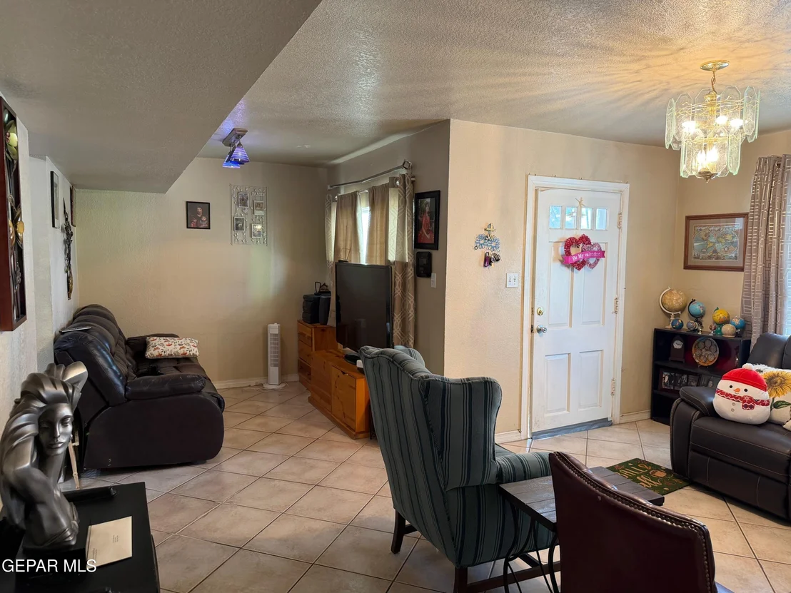 Photo of 1104 CHEYENNE Trail