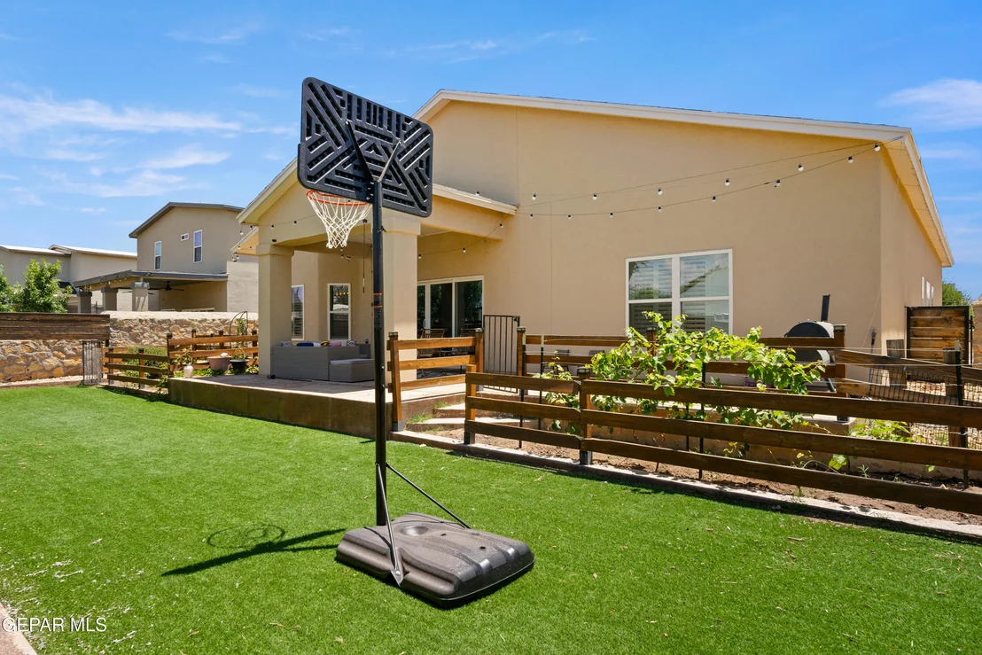 Photo of 6281 TAMPA RIVER Place