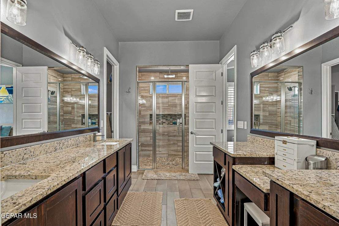 Photo of 324 RIO DE JAZMIN Circle