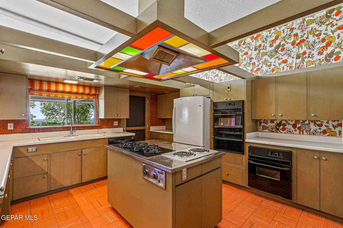 Photo of 1209 Thunderbird Drive