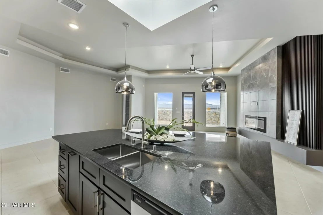 Photo of 947 Bromyard Drive
