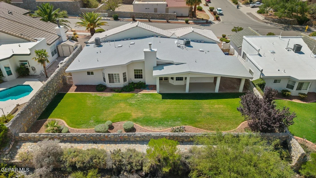 Photo of 6637 WIND RIDGE Drive