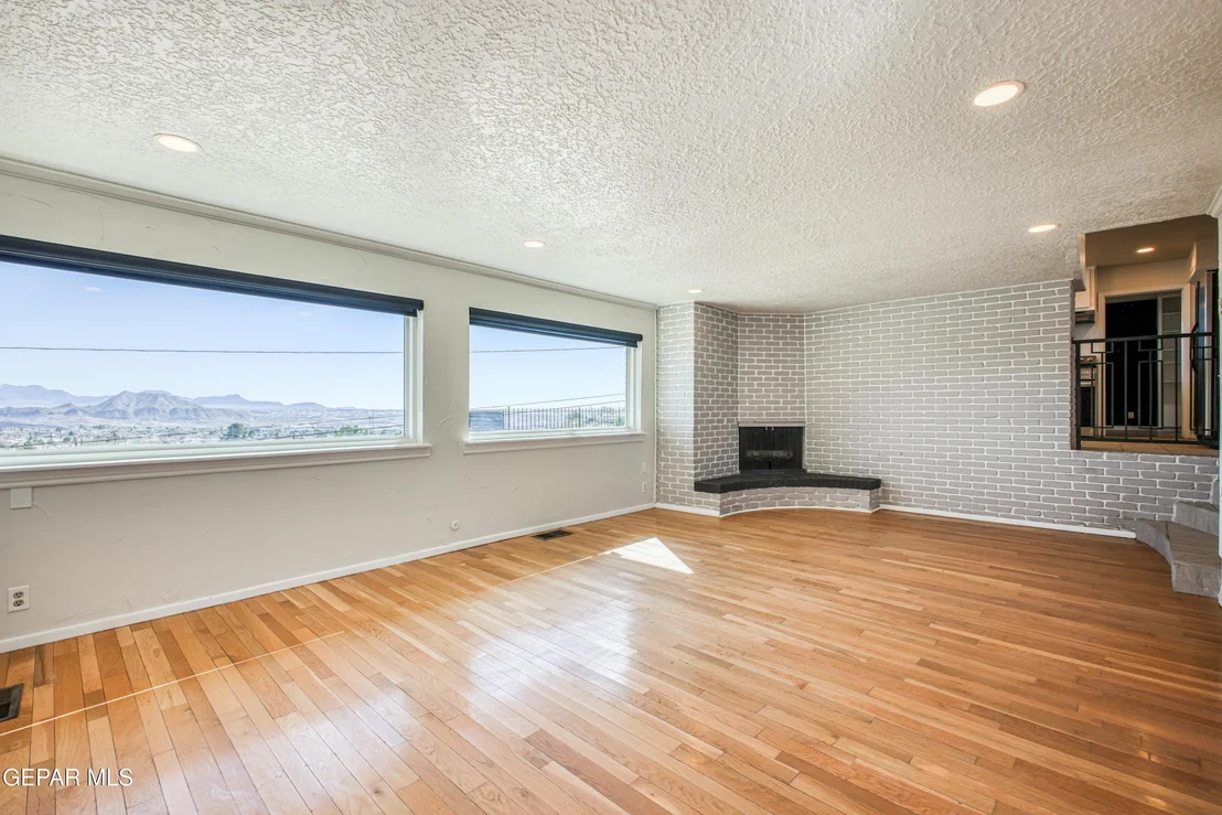 Photo of 6253 WESTWIND Drive