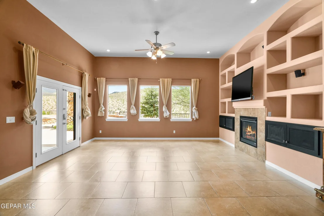 Photo of 6540 CABANA DEL SOL Drive