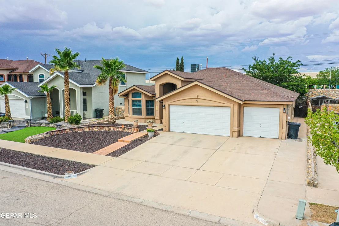 Photo of 404 SAND VERBENA Street