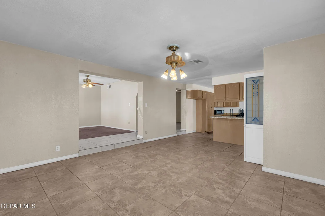 Photo of 240 PRINCETON Way