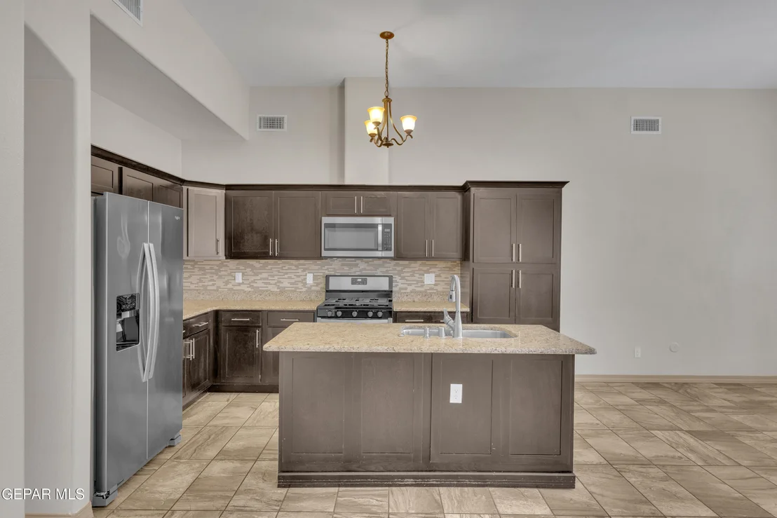 Photo of 7812 ENCHANTED VIEW Drive