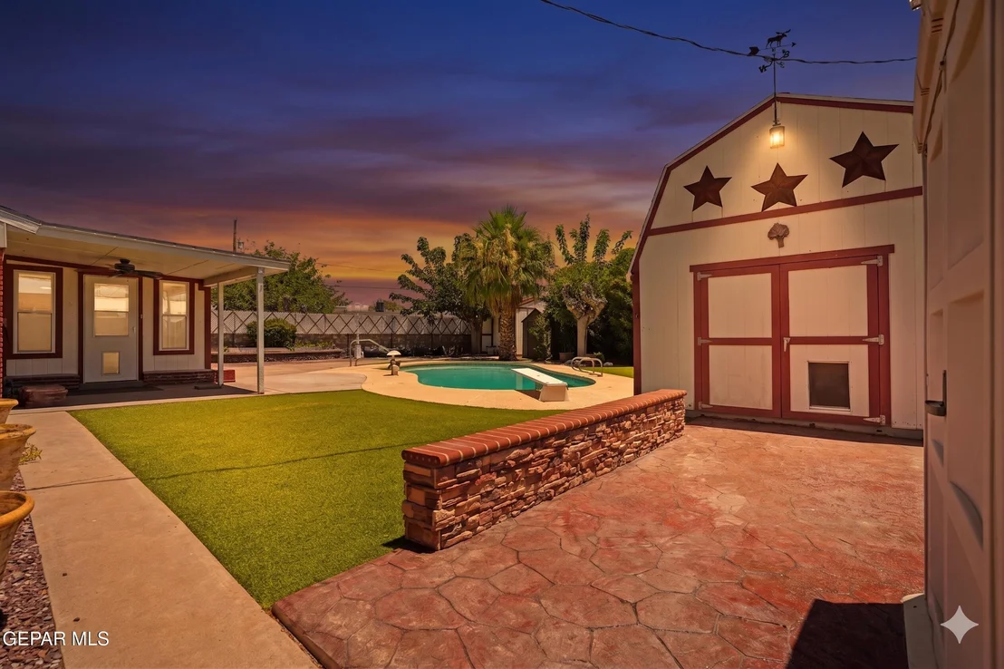 Photo of 1300 SUNBURST Drive