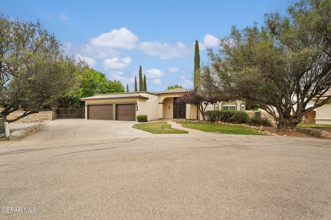 Photo of 651 Simon Court