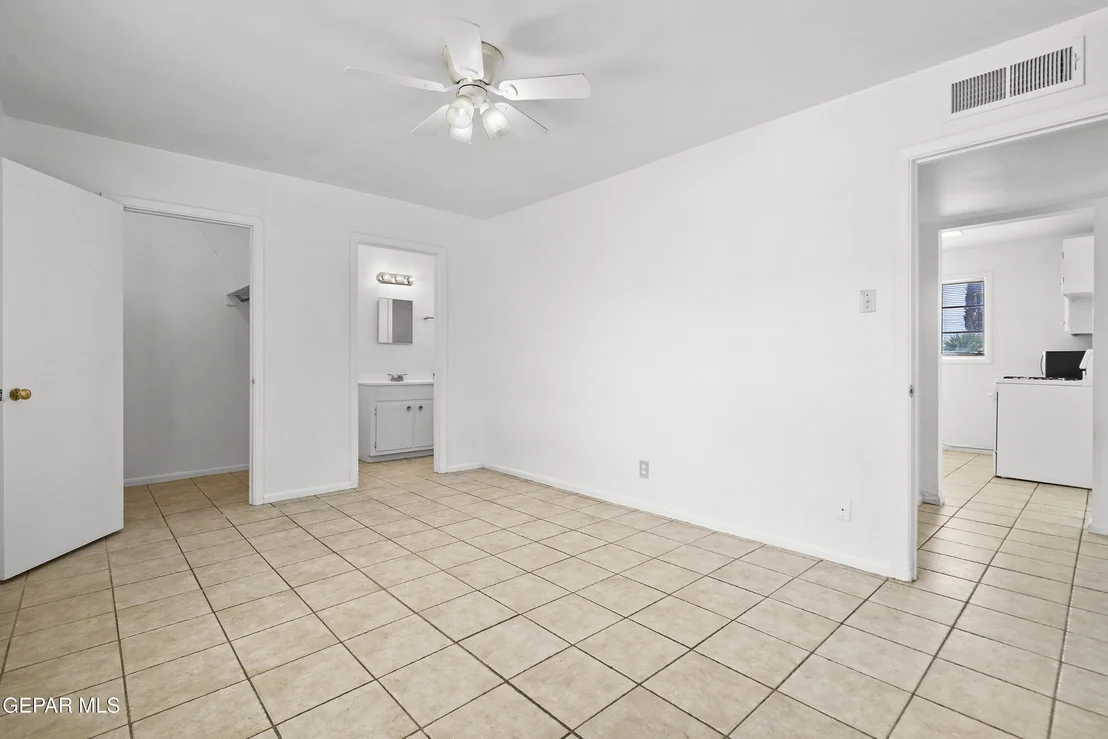 Photo of 9139 MOUNT ETNA Drive