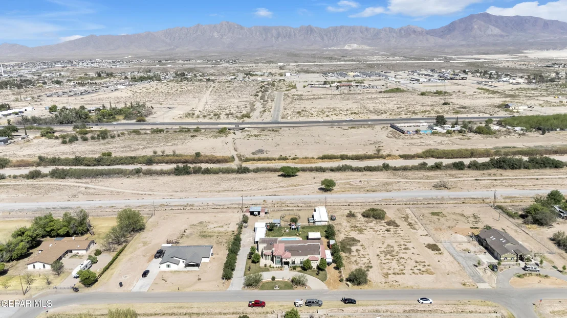 Photo of 7692 River View Drive