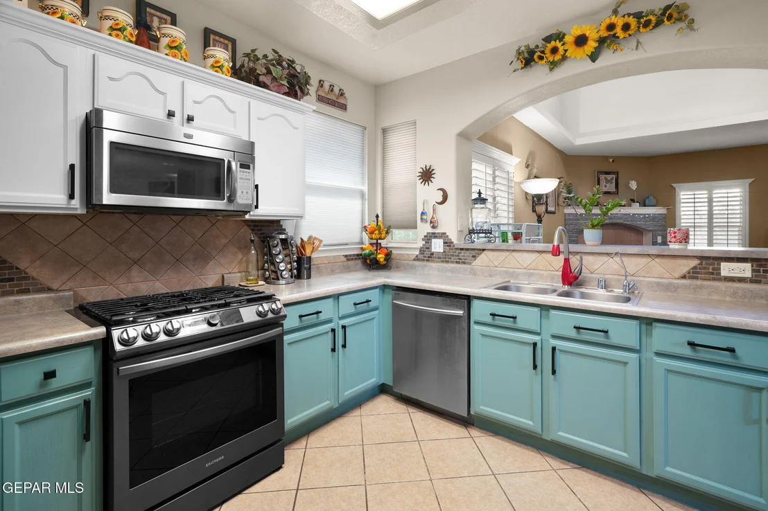 Photo of 2305 Canopy Place