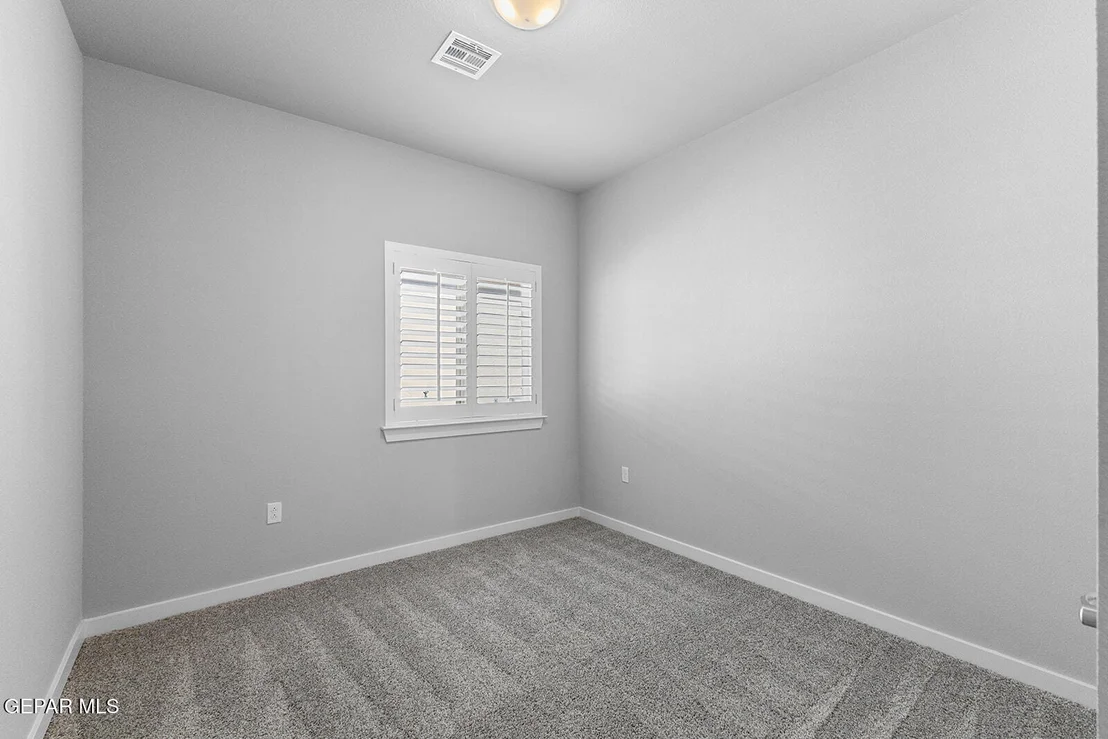Photo of 937 Nayland Place