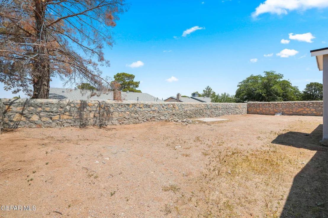 Photo of 11301 Tom Ulozas Drive