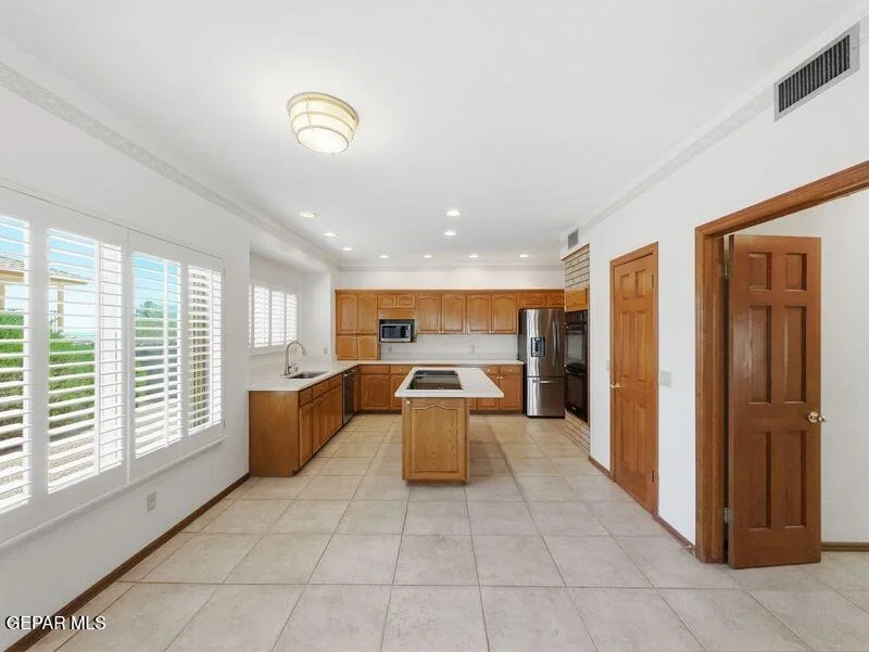 Photo of 1092 THUNDERBIRD Drive
