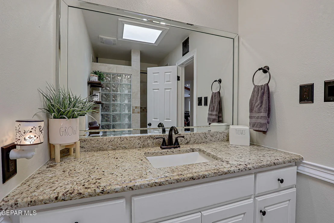 Photo of 9012 SHAVER Drive
