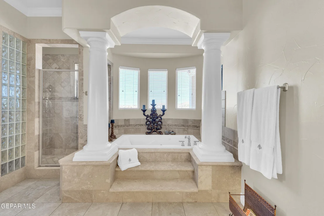 Photo of 1237 CALLE LAGO