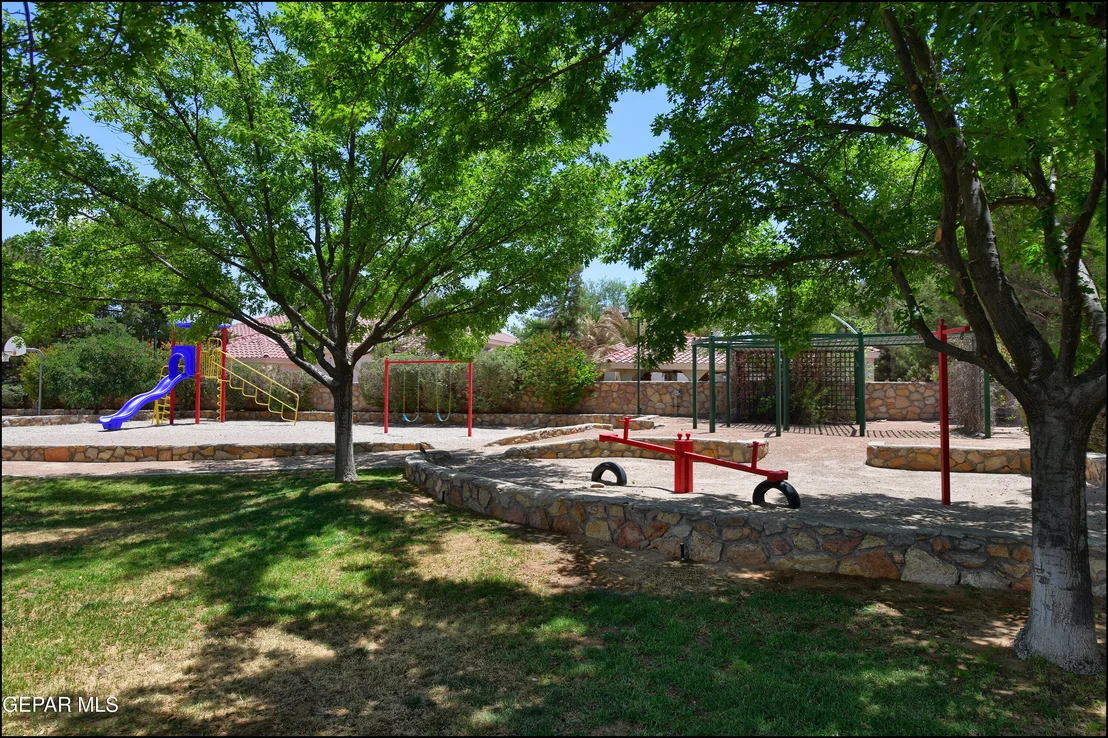 Photo of 4490 SHADOW WILLOW Drive